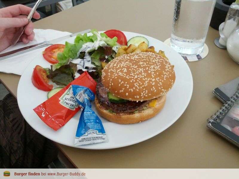 Foto zu Burger Pandora und der Fliegende Holländer (1951)